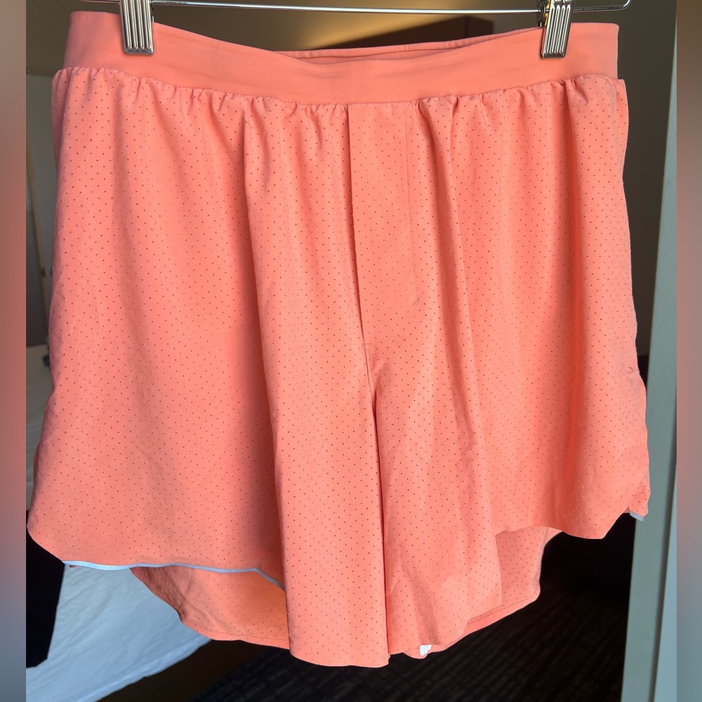 Lululemon Men’s Fast and Free Lined Shorts 6”